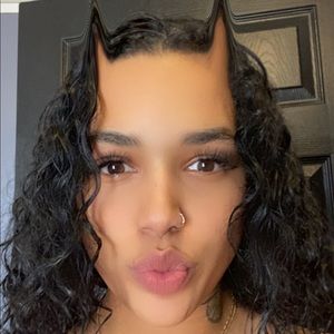 Meet your Posher, Rechelle